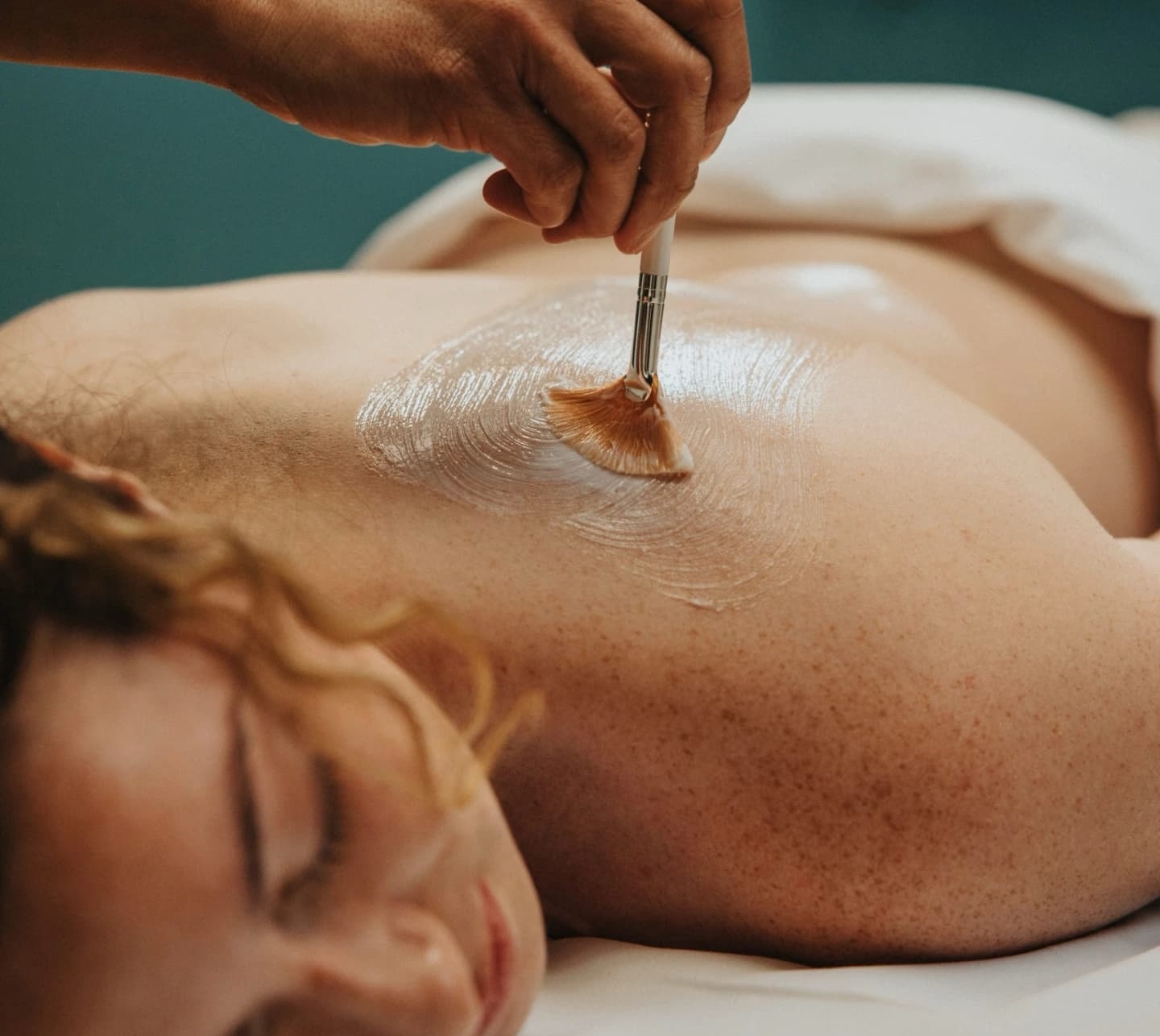 Back facial treatment